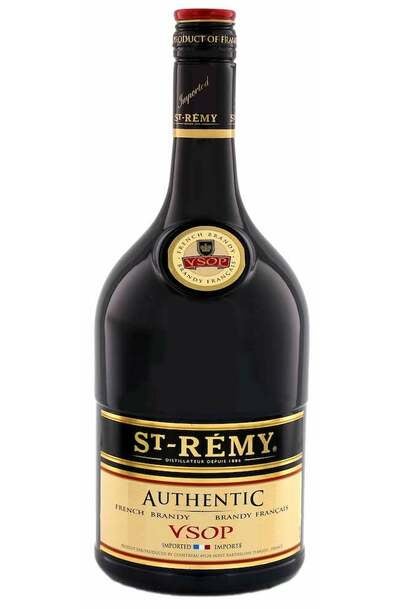 St remy vsop. Бренди сент Реми. St Remy Napoleon Brandy. Бренди Сан Реми VSOP. Коньяк Сан Реми VSOP.