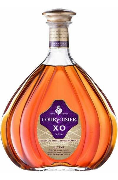 Buy Courvoisier XO 700ml w/Gift Box at the best price - Paneco 